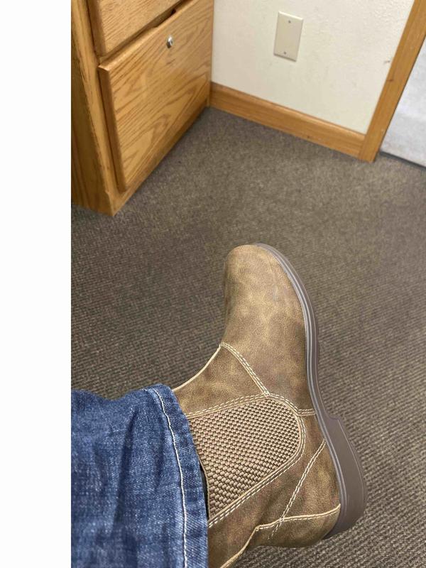 Customer photo for "size 8"