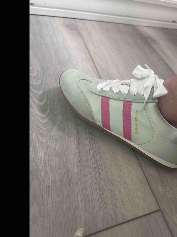 Review Thumbnail Image 0 249971761