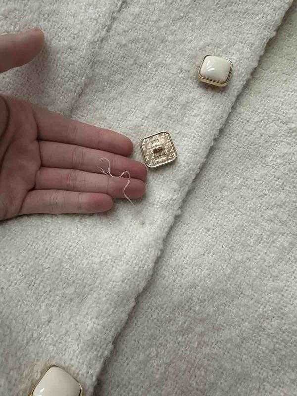 Review Thumbnail Image 1 244761916