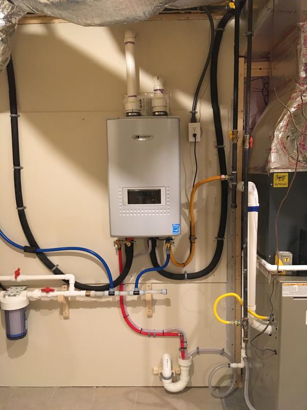 Noritz 10.4-GPM 199000-BTU Indoor/Outdoor Natural Gas Tankless Water Heater  in the Water Heaters department at Lowes.com