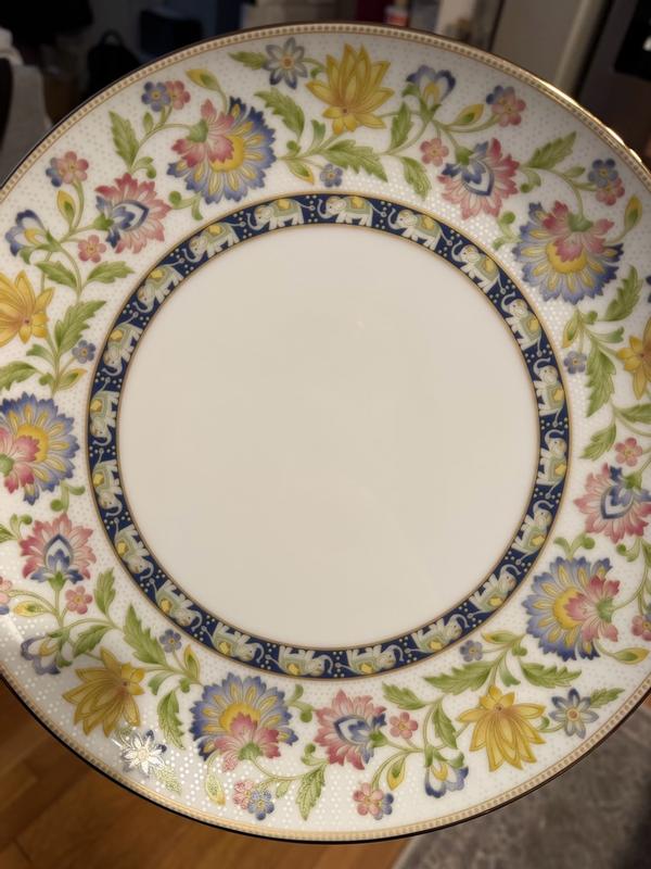 Customer carousel item 10.