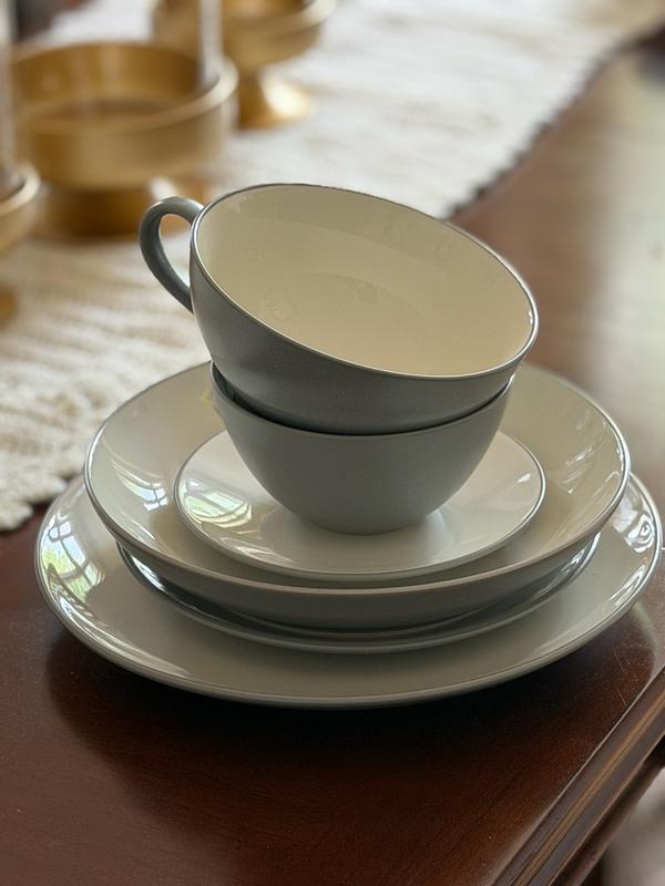 Colorwave Burgundy by Noritake