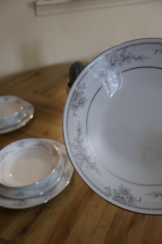 Sweet Leilani by Noritake