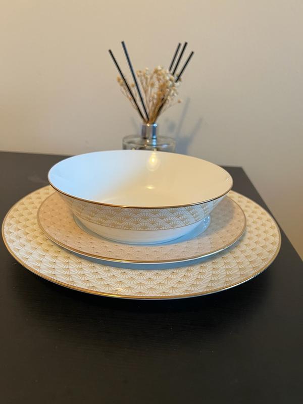 Trocadero Gold by Noritake