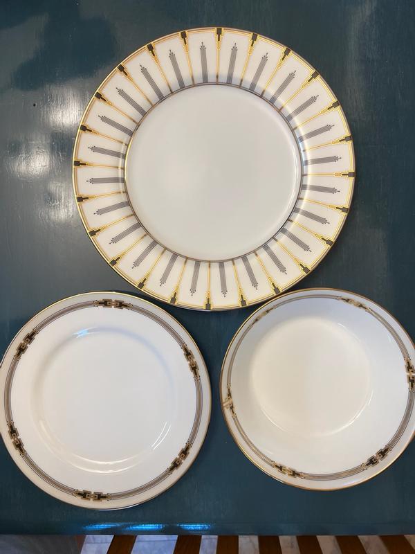 Customer carousel item 1.