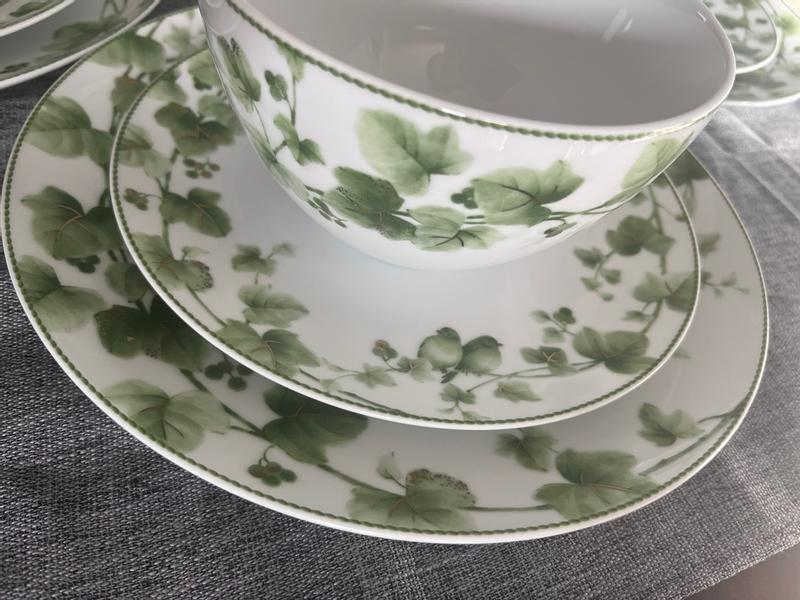 Customer carousel item 5.