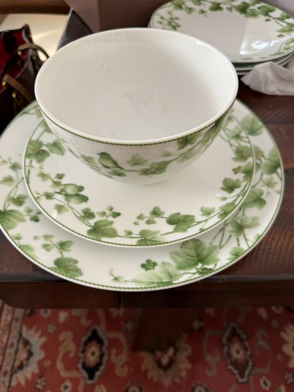 Customer carousel item 7.