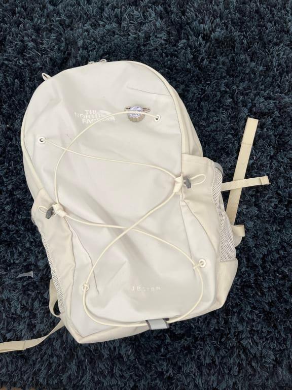 THE NORTH FACE Jester 22 L Women s Technical Backpack Sports Experts