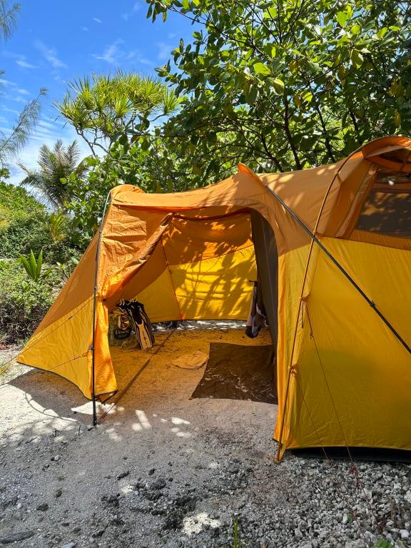 The North Face Wawona 6 Tent 6 Person 3 Season Hike Camp