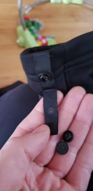 Broken plastic sleeve snap on first use