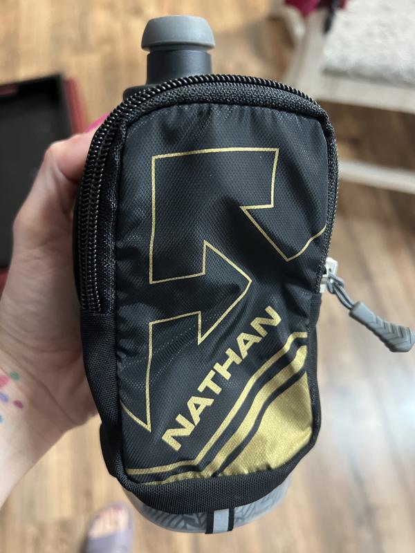 Nathan SpeedDraw Plus Insulated Flask, Handheld Running Water Bottle. Grip Free For Runners, Hiking Etc. (Black / Metallic Gold - View #3