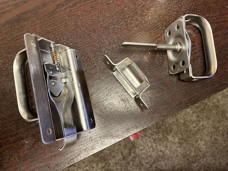 Swinging Door Latch - Zinc Plated N101-600 | National Hardware