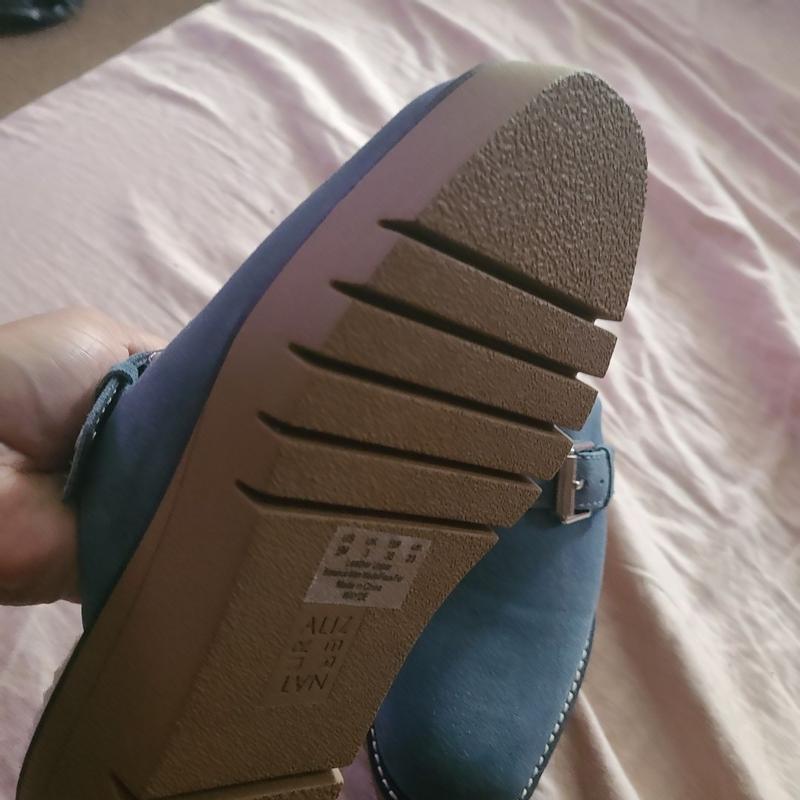 Customer carousel item 6.