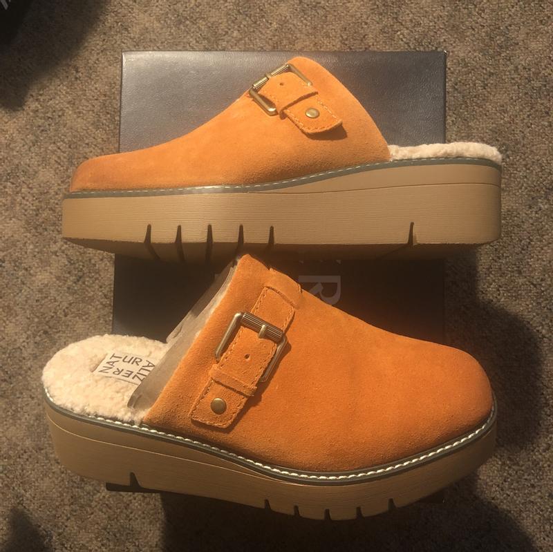 Customer carousel item 3.