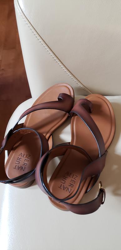 naturalizer tally ankle strap sandal