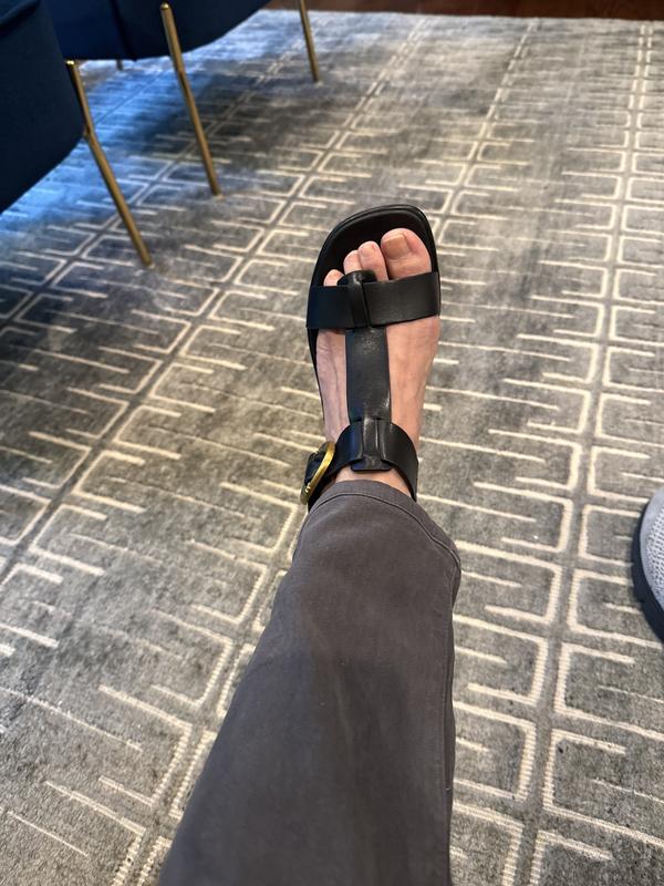 Customer photo for "Love them but buckle on side can get uncomfortable"