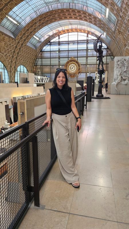Customer photo for "Very Chic, comfortable great for vacation walking!"