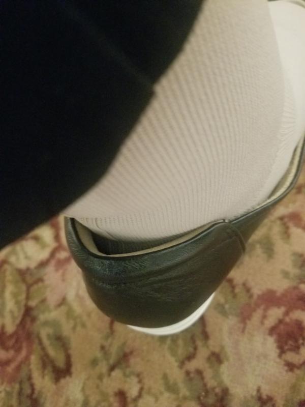 Wide heel and too long