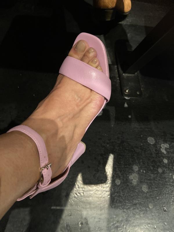 Customer photo for "SUPER COMFY"