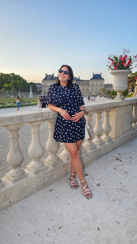 Customer photo for "Very Chic, comfortable great for vacation walking!"