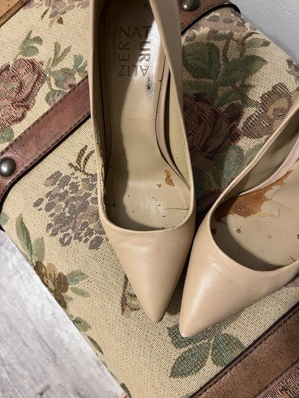 Customer photo for "Great fit but inside came off onto my feet"