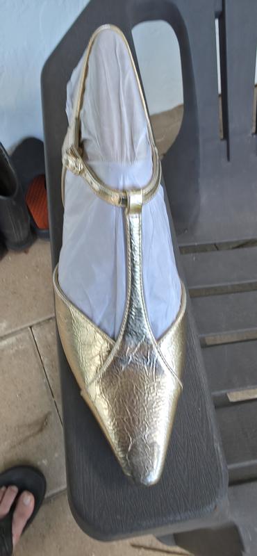 Customer carousel item 4.