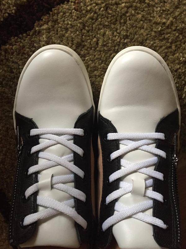 Naturalizer motley sneakers hot sale