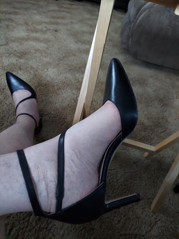 Customer photo for "Cute, comfortable and versatile."