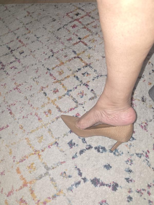 Customer photo for "Not True to Size"