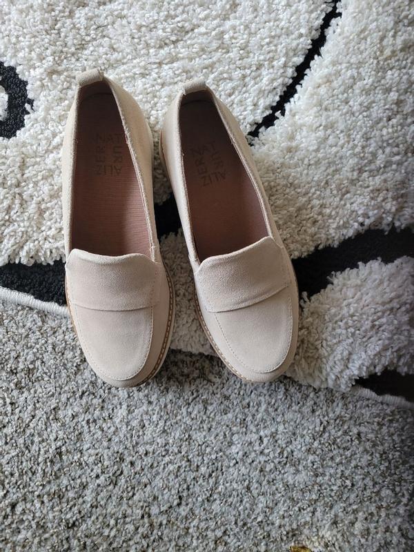 Photo from solangecharlesf513f_3930