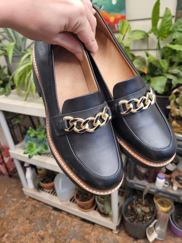 Definitely giving to my grandma 👵