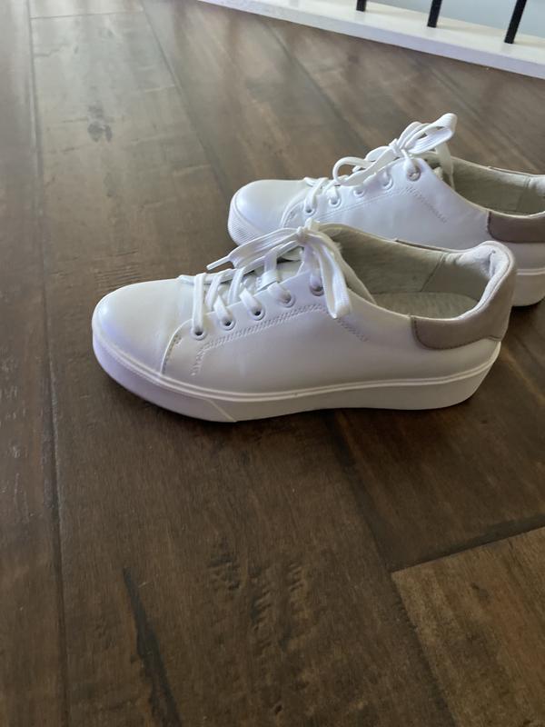 Customer photo for "Very cute shoe"