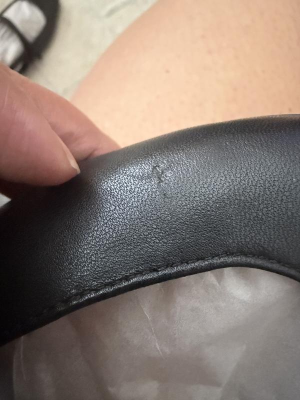 Scratch on the lethear