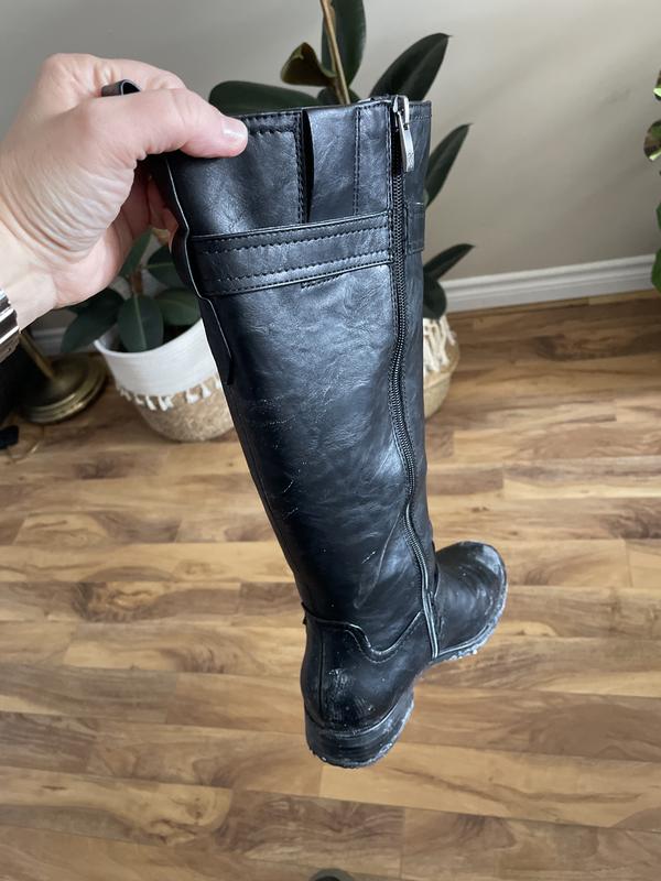 Customer carousel item 2.