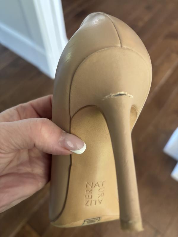 Customer photo for "Great fit & comfort, but heal broke"