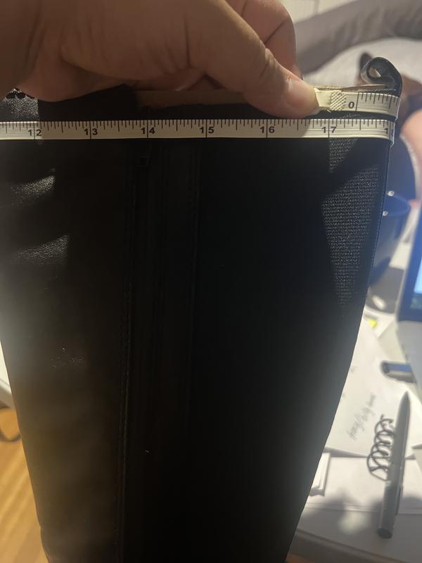 Essential in selecting Tall boots size