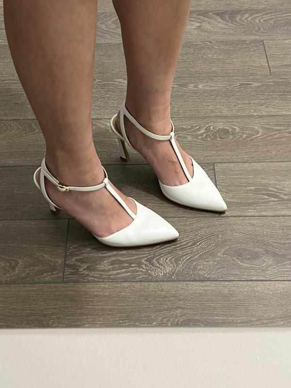 Customer carousel item 1.