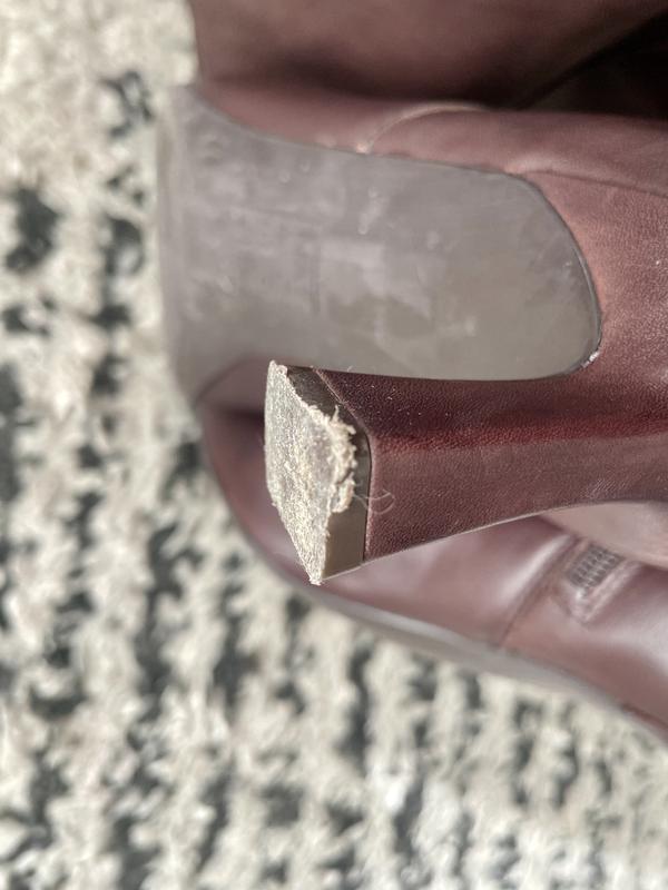 1st time light wear resulted in easly damage to pour quality material