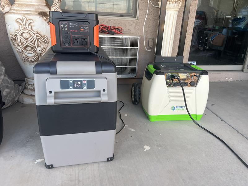 Natures generator vs PGYOB POWER BANK.