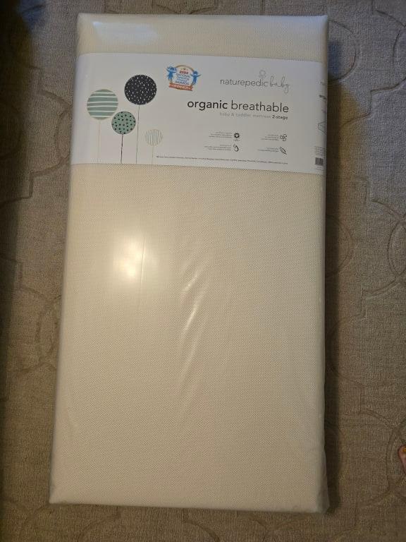 Customer photo for "Solid non-toxic mattress"