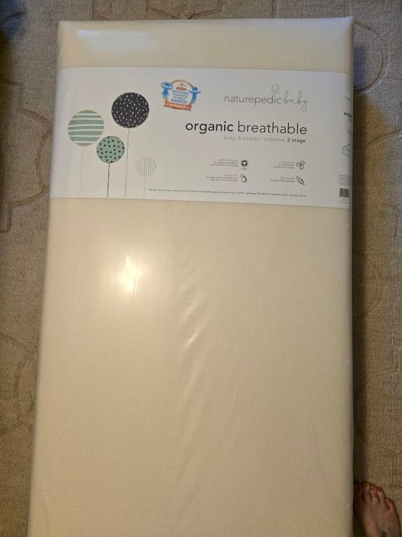 Customer photo for "Solid non-toxic mattress"
