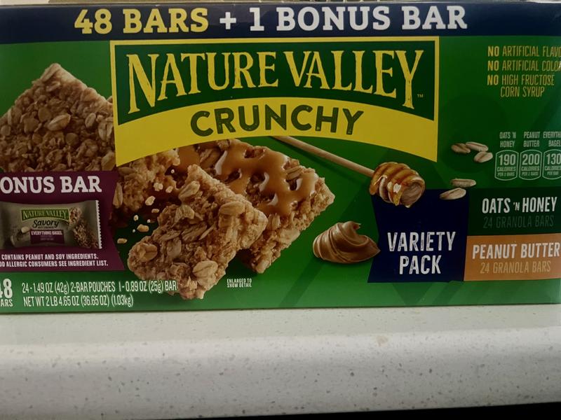 Nature Valley Crunchy Variety Pack 10 x 42g (420g), Cereal Bars