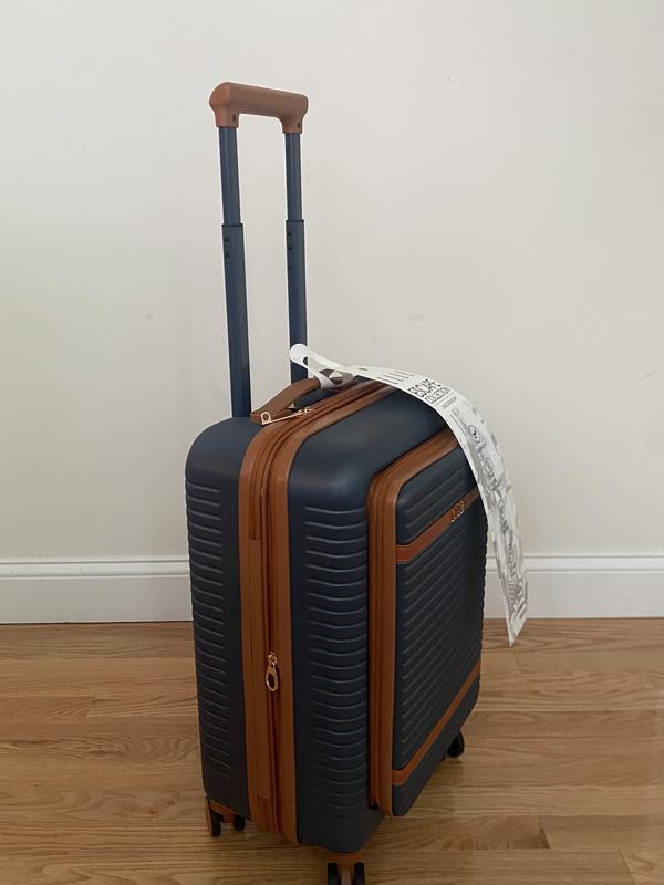 Customer photo for "Beautiful carry-on"