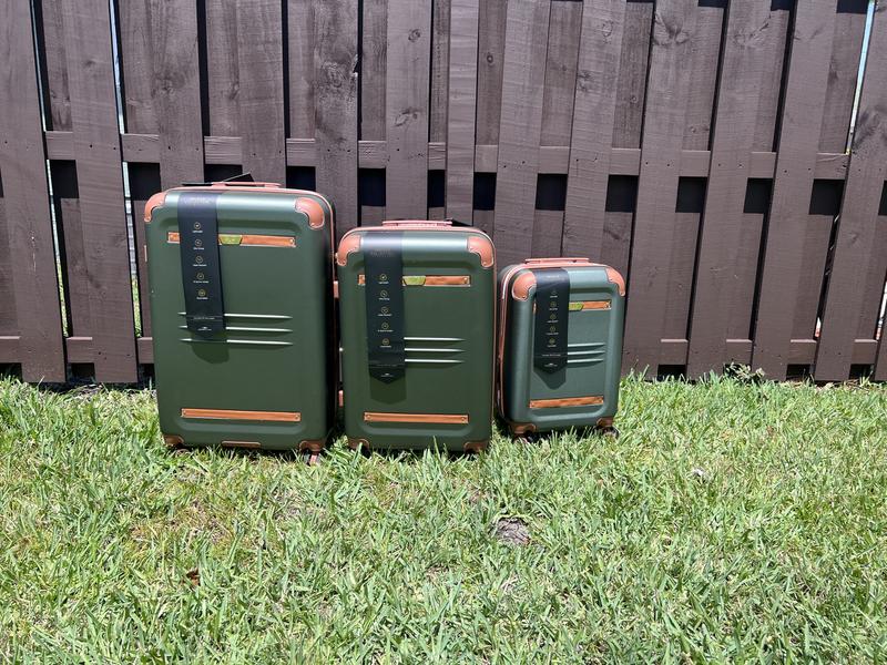 Customer carousel item 5.