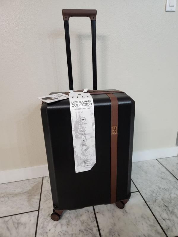 Customer photo for "Luxury, Light Weight, & Stylish"