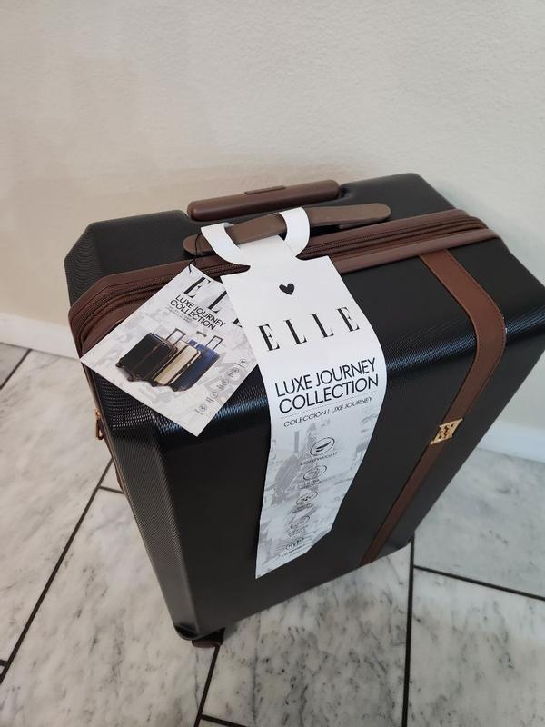 Customer photo for "Luxury, Light Weight, & Stylish"