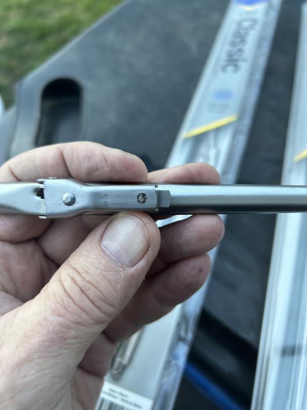 15 inch Reveal Conventional Windshield Wiper Blades | Goodyear