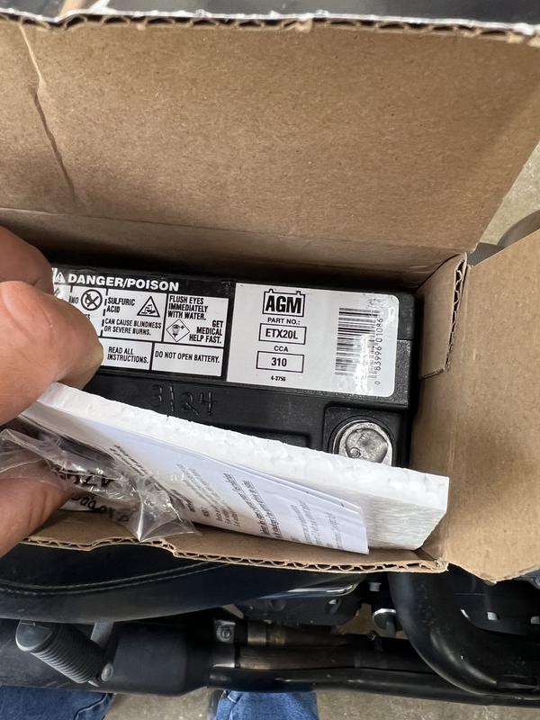 エル NAPA Class II Battery 6 Months Free Replacement BCI No