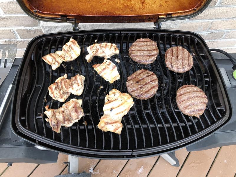 Napoleon - PRO285E-BK - TravelQ™ PRO285E Portable Electric Grill-PRO285E-BK  | Kleckner & Sons Appliances & Electronics