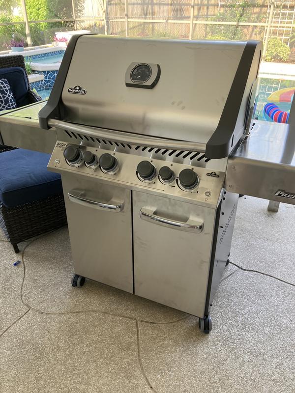 Housse barbecue gaz Napoleon Pro 665